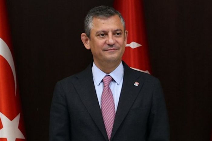 �zel: Devlet Bey�e kar�� kullan�lan �zensiz dili asla kabul etmiyorum