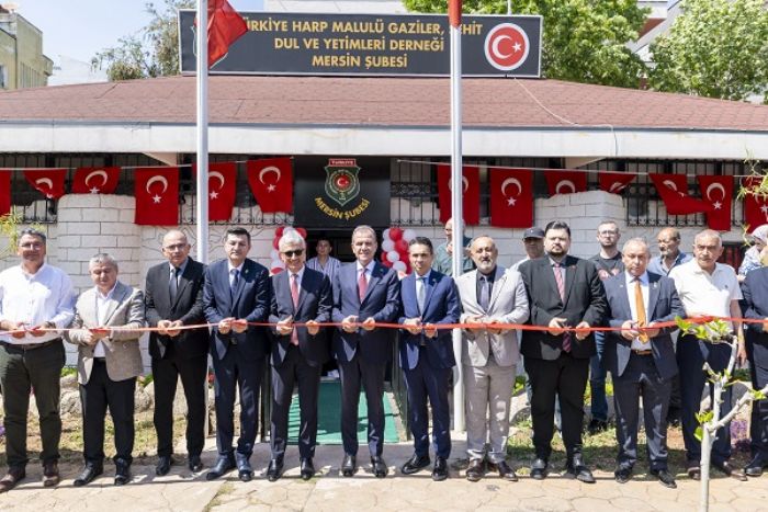 SE�ER: �BEN�M EN B�Y�K PROJEM;BARI�IN, HUZURUN, KARDE�L���N TES�S ED�LMES�D�R�