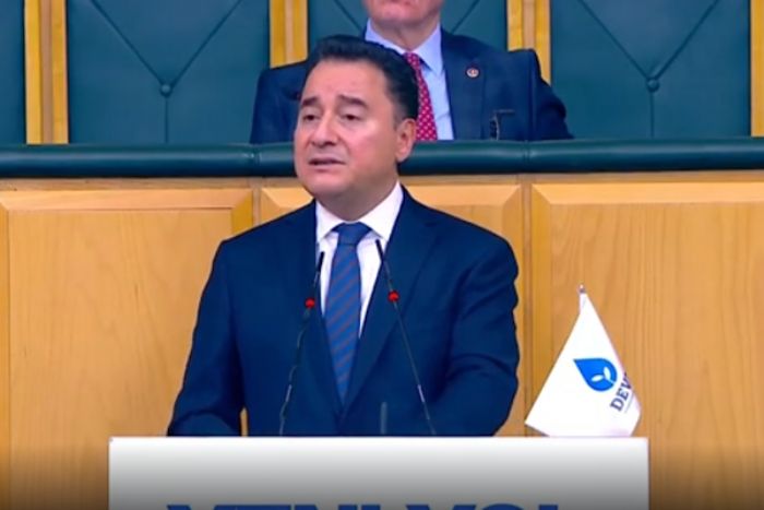 Babacan: Bu lkenin kadim sorunlar bitsin diye alyoruz