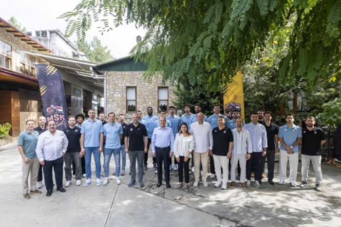 BA�KAN SE�ER, MSK ERKEK BASKETBOL TAKIMI �LE B�R ARAYA GELD�