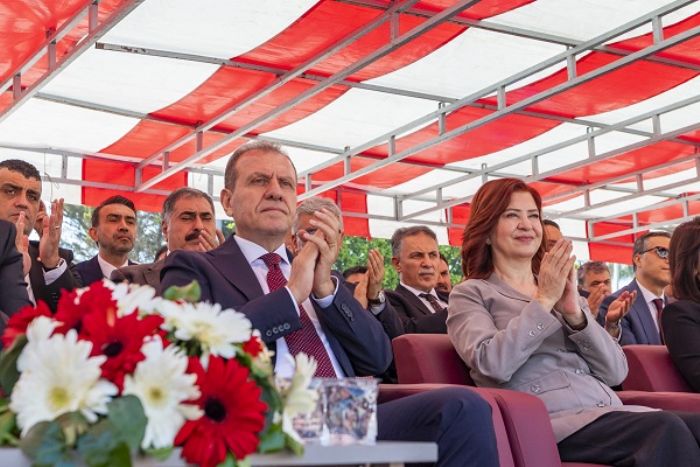 SE�ER: �19 MAYIS, CUMHUR�YET�N TEMELLER�N�N ATILDI�I G�ND�R�