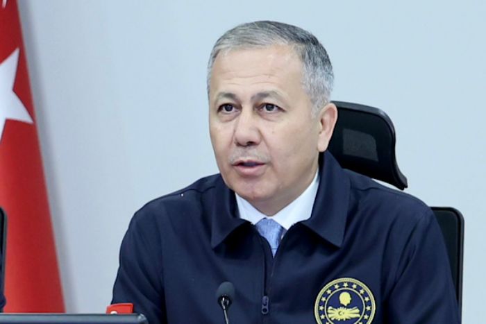 Yerlikaya: 67 bin 994 litre etil alkol ele ge�irdik