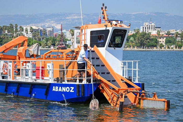 MERS�N B�Y�K�EH�R DEN�Z�N K�RL� OLMASINA KAYITSIZ KALAMADI